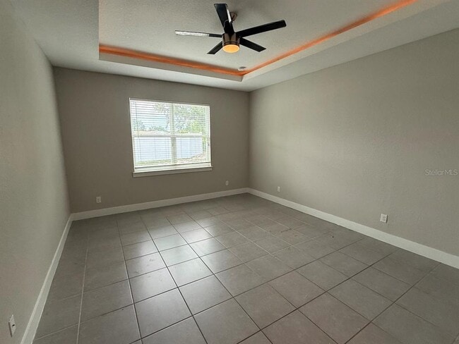 Building Photo - 105 Zinnia Ln