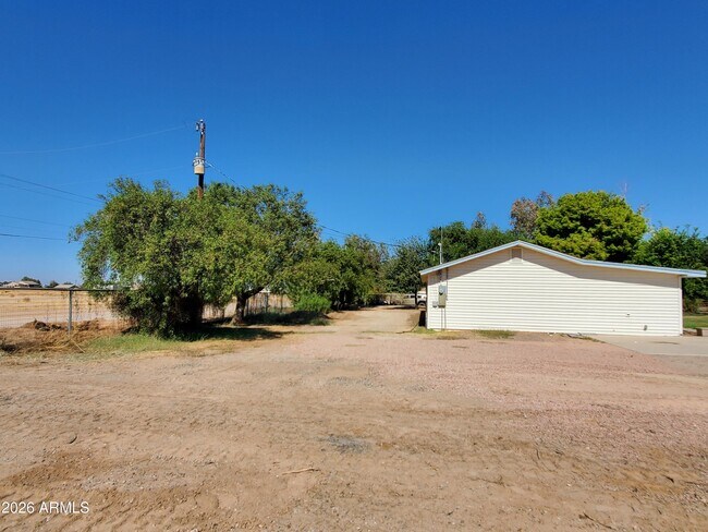 Building Photo - 26649 S Grapefruit Dr