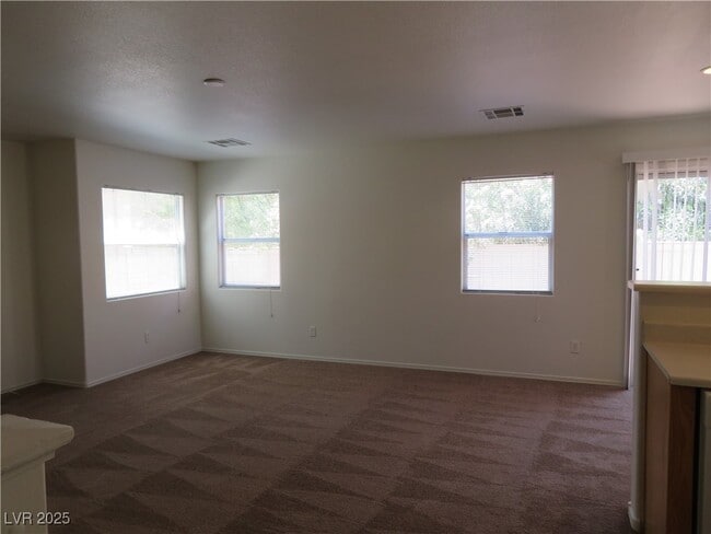 Building Photo - 954 Coronado Peak Ave