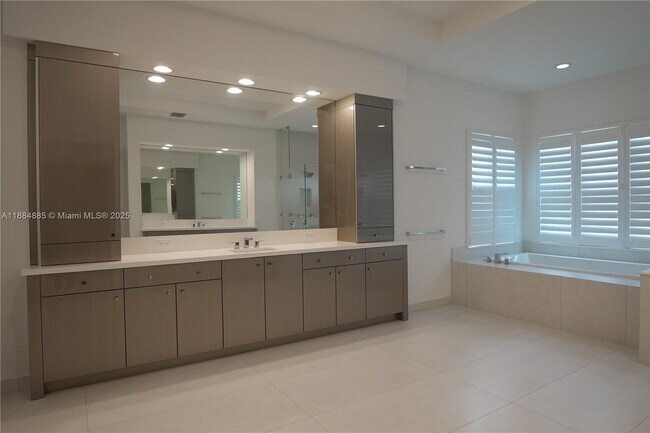 Building Photo - 17241 Carretto Ct