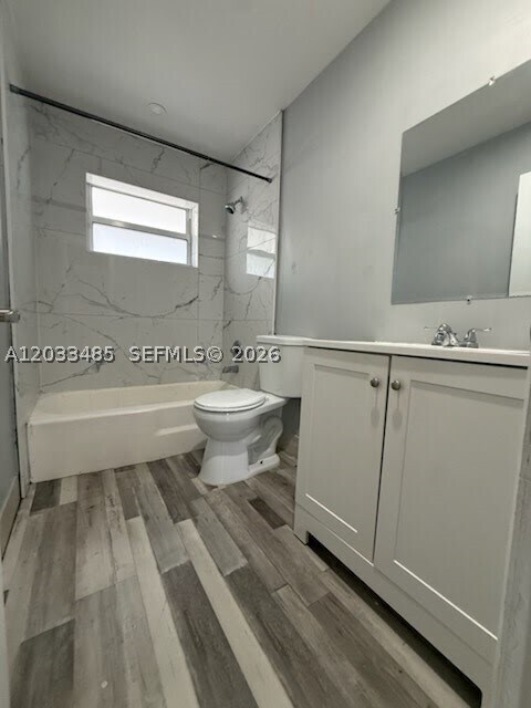 Building Photo - 1532 SW 5th St