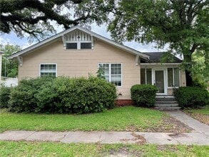 Building Photo - 219 2nd St