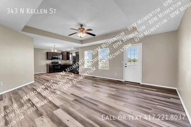 Building Photo - 343 Kellen St