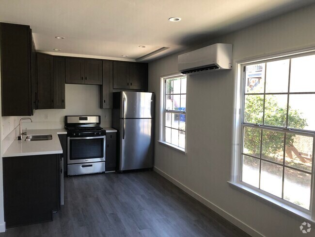 Building Photo - 5960 Guthrie Ave