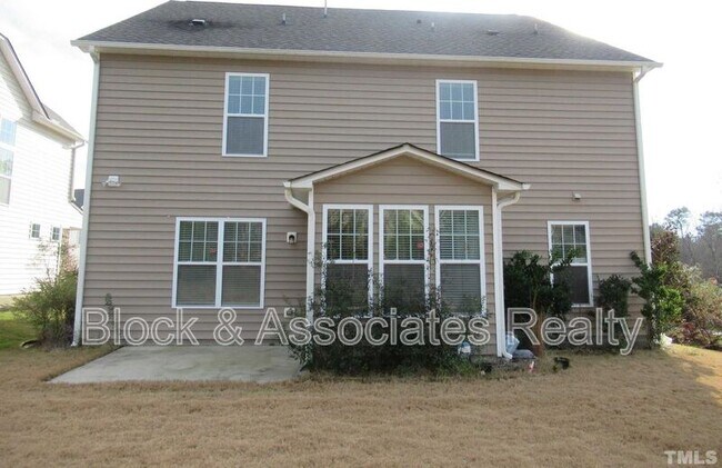 Building Photo - 1148 Holland Bend Dr