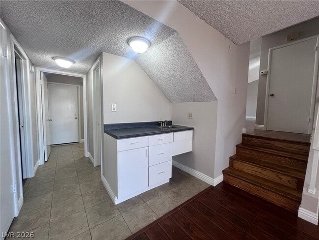 Building Photo - 3850 S Spitze Dr