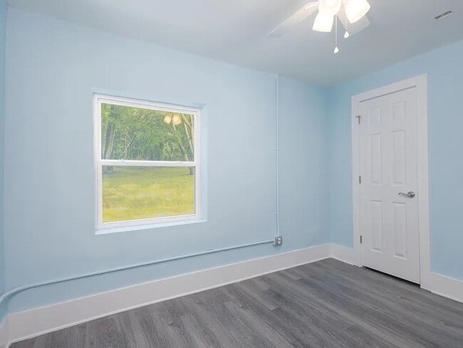 Building Photo - 2 Bedrooms • 2 Full Bathrooms • ~1,254?sq?...