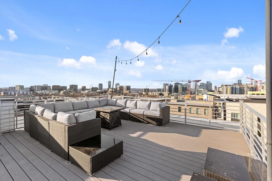Building Photo - 1109 Archer St