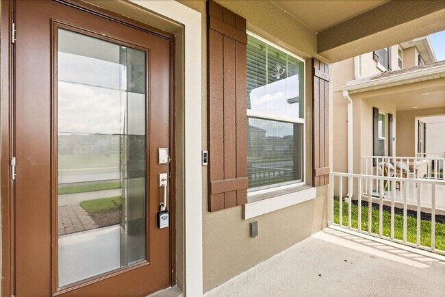 Building Photo - Spacious 5-Bedroom Solar Home for Rent in ...