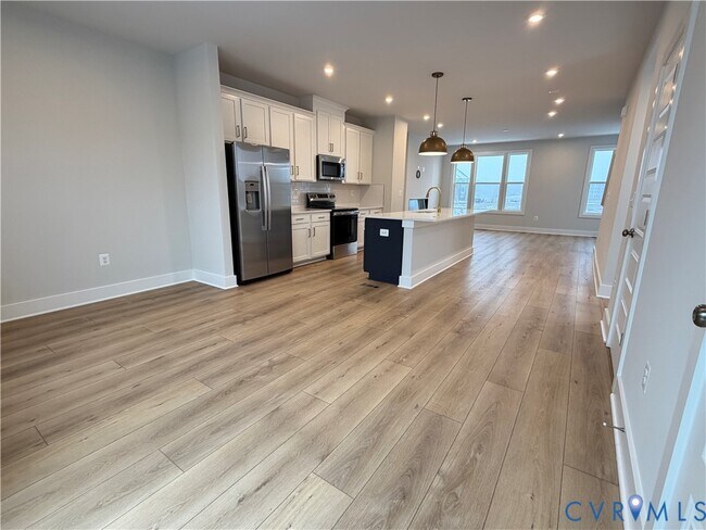 Building Photo - 9450 Belladdie Way