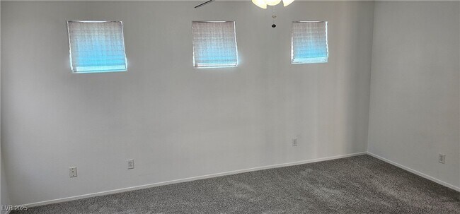 Building Photo - 7451 Benlomond Ave