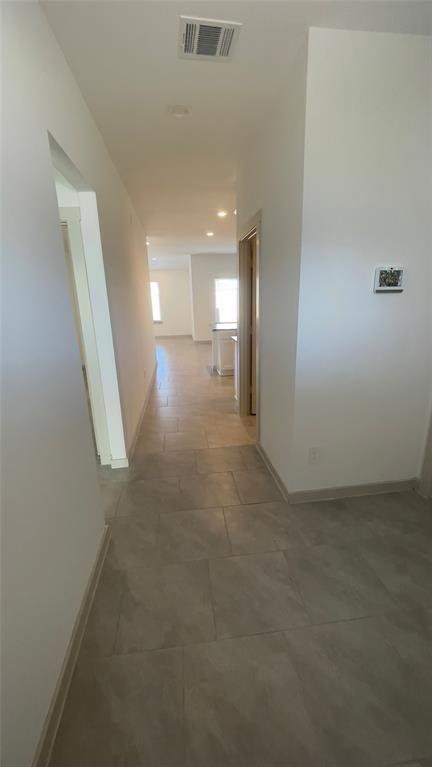 Building Photo - 13919 Red River Dr