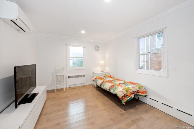 Building Photo - 29-33-33 212th St