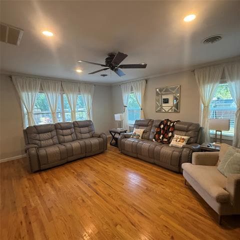 Building Photo - 1808 Donna St