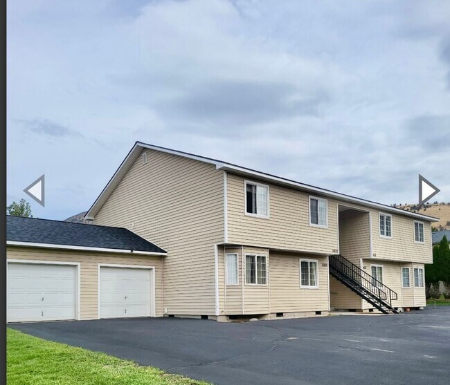 Building Photo - 5425 Glenridge Wy