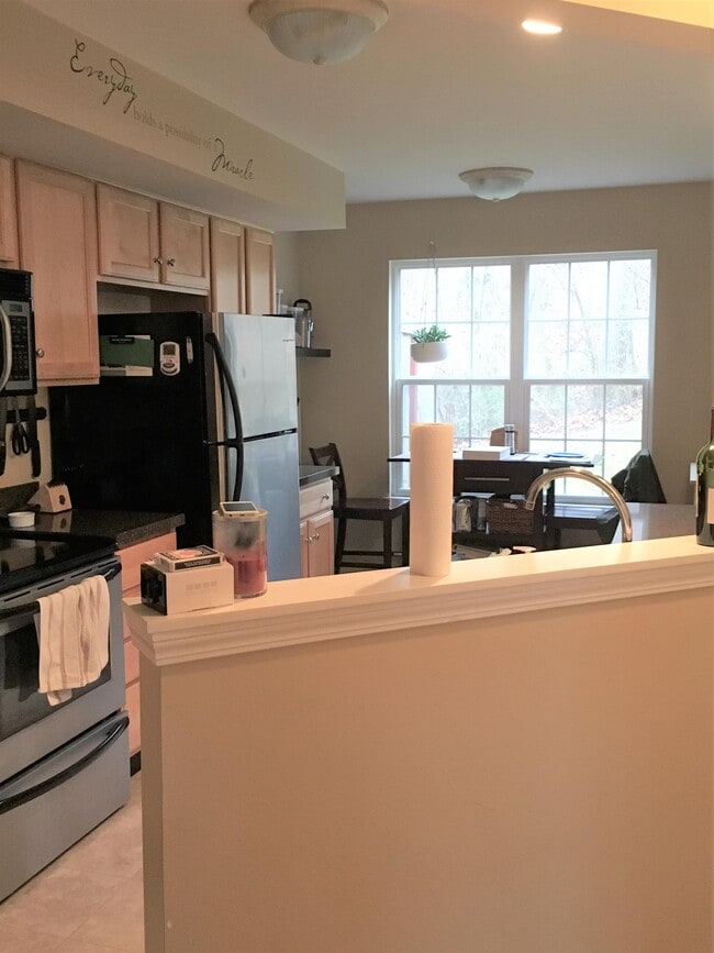 Building Photo - 4 Westfield Pl