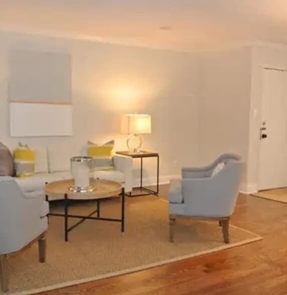 Building Photo - 341 Homeland Southway