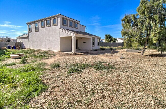 Building Photo - 42098 W Balsa Dr