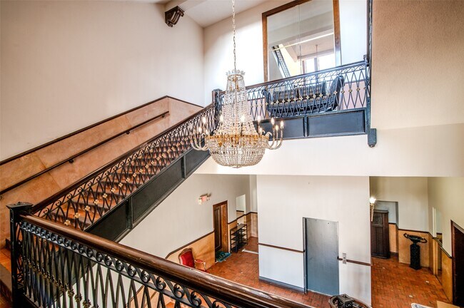 Building Photo - 1100 Harvard St