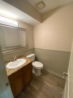 Building Photo - 7570 Kings Ridge Rd