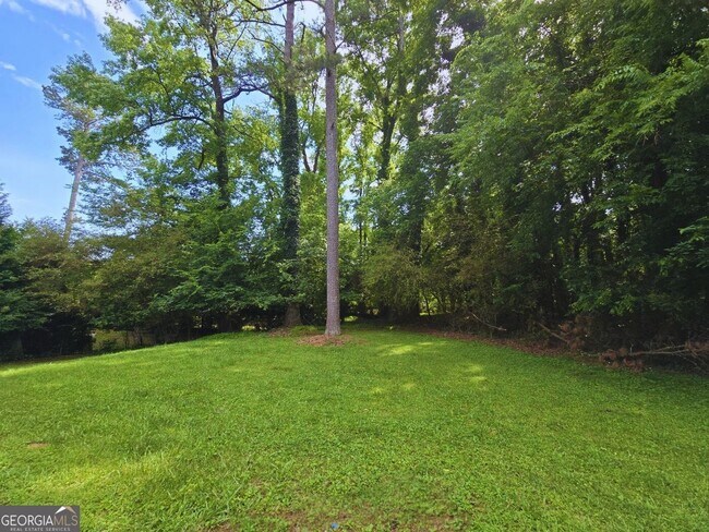 Building Photo - 2821 Meadowlark Trail NW