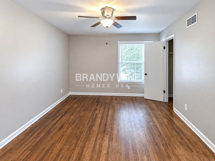 Building Photo - 5139 Rolling Meadows Dr