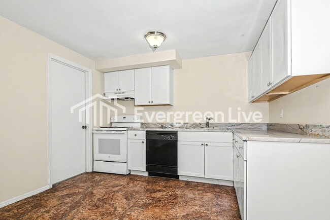 Building Photo - 8305 Mt Carmel St