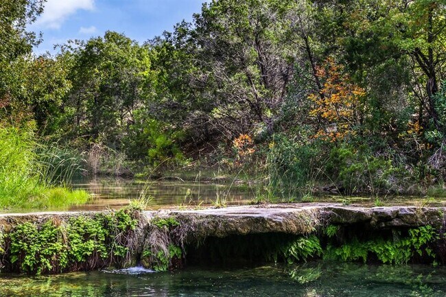 Building Photo - 16429 Red Wagon Ln