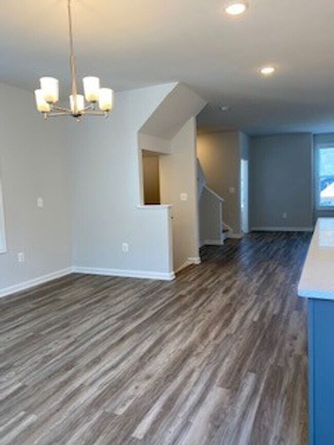 Building Photo - Townhome in Avinity Estates