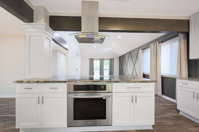 Building Photo - Updated 3 Bed / 2 Bath One-Story Home in San Antonio – Glen Wood Subdivision