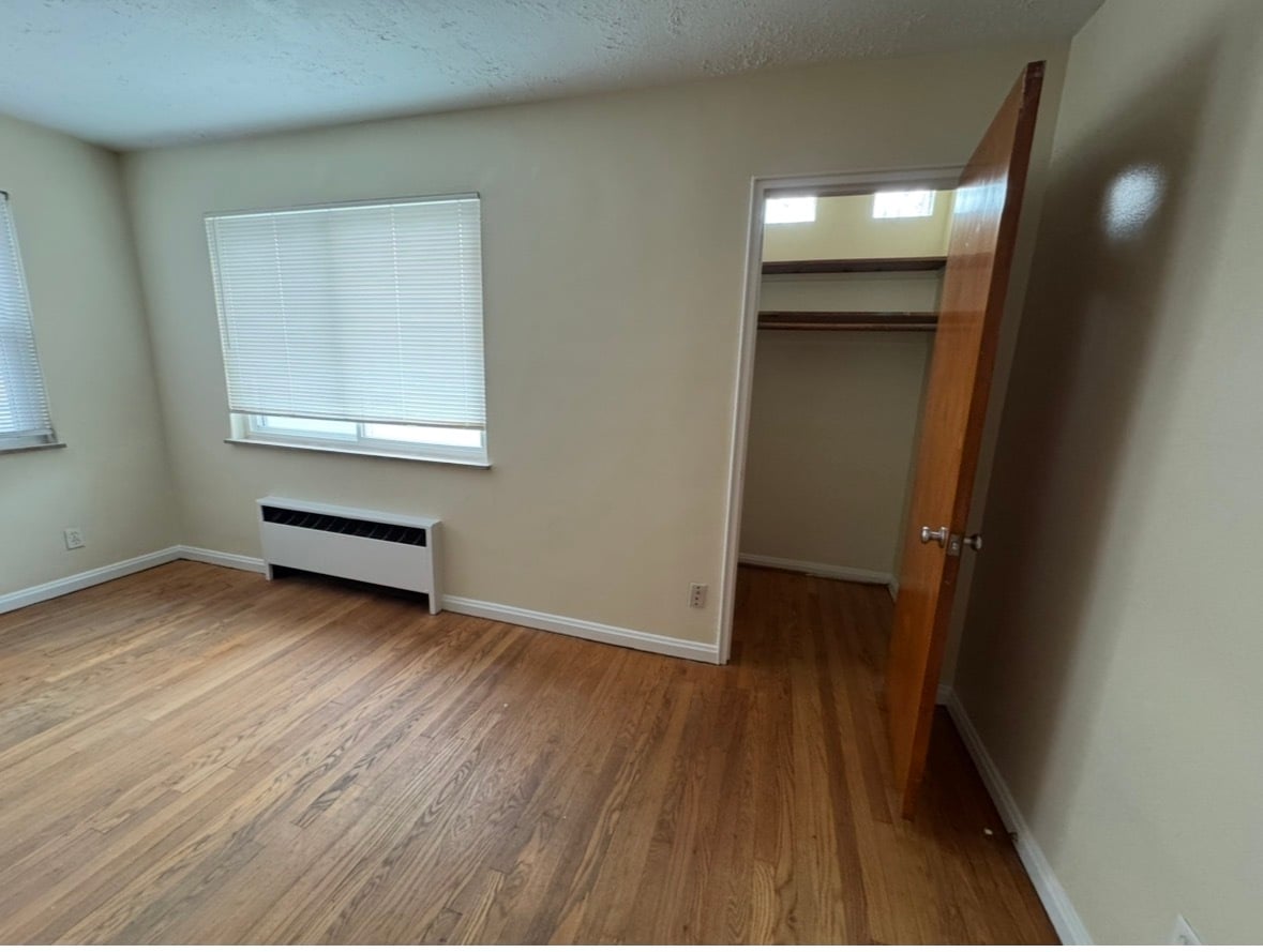 Building Photo - 6842 Montgomery Rd