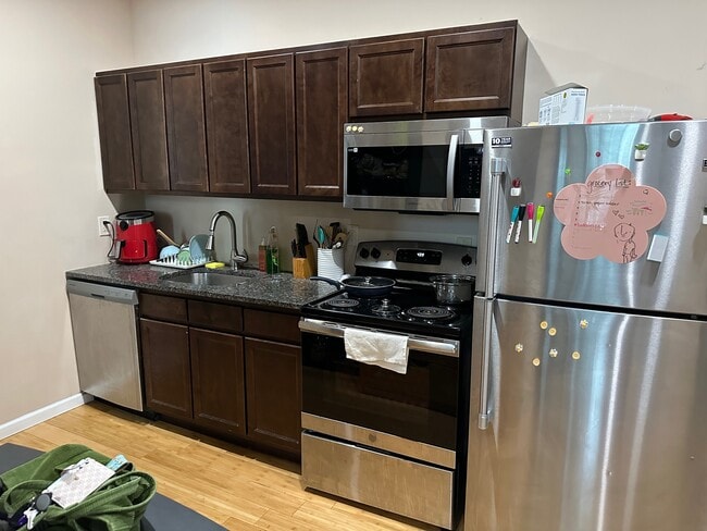 Building Photo - 41 Chenango - Student Housing