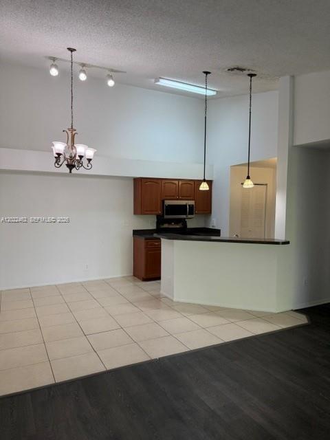 Building Photo - 9999 Summerbreeze Dr