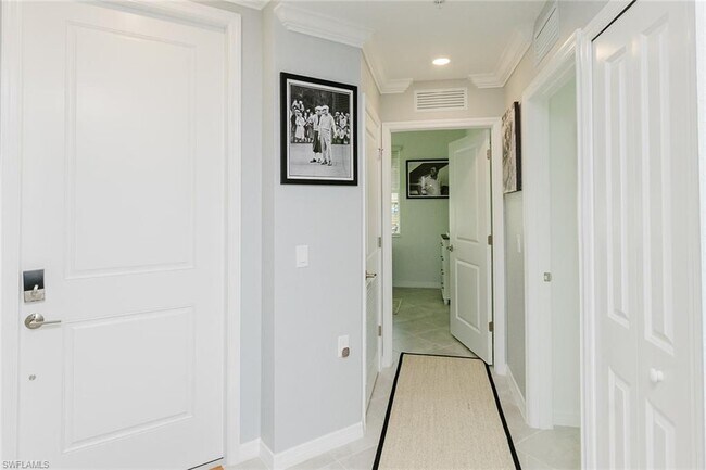 Building Photo - 15835 Grn Acrs Ave