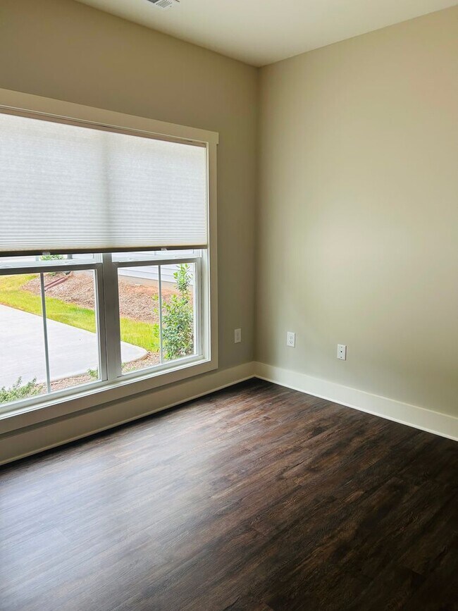 Building Photo - Vicars Construction LLC
