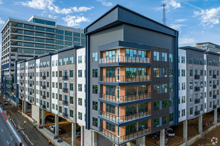 Primary Photo - The Rive Atlanta