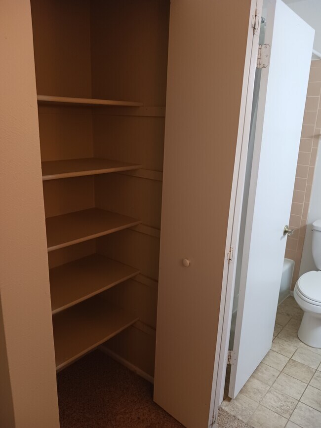 Building Photo - 4373 W Ponds Cir