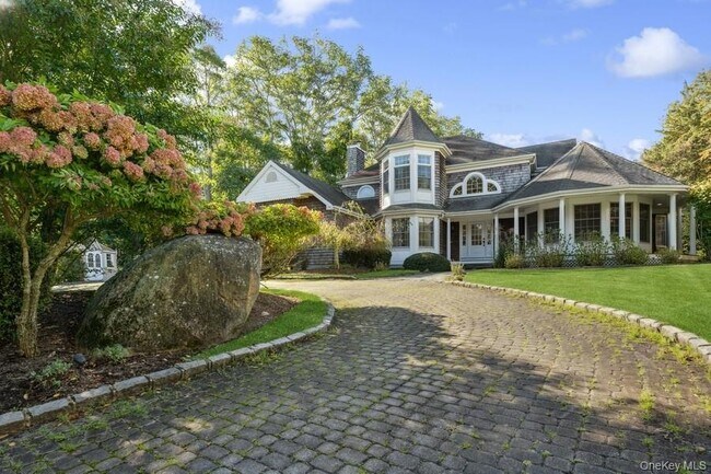 Building Photo - 39 Smugglers Path