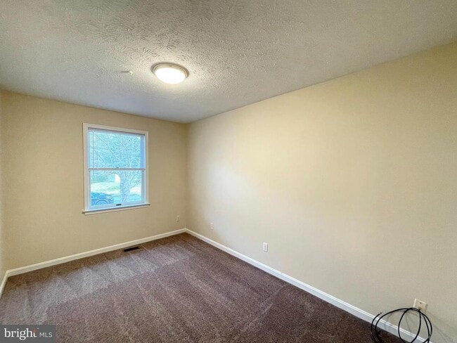 Building Photo - 20847 Sandstone St