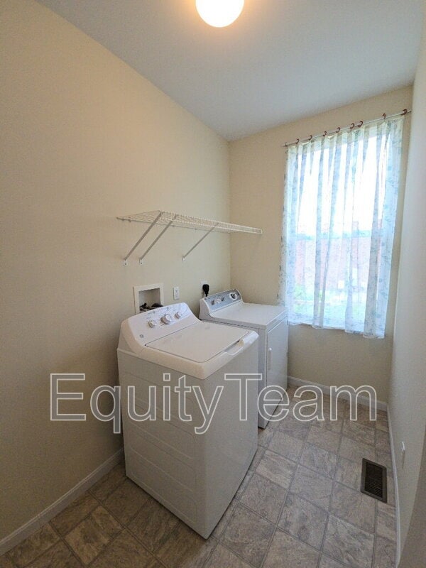 Building Photo - 7823 Spring Garden Ct