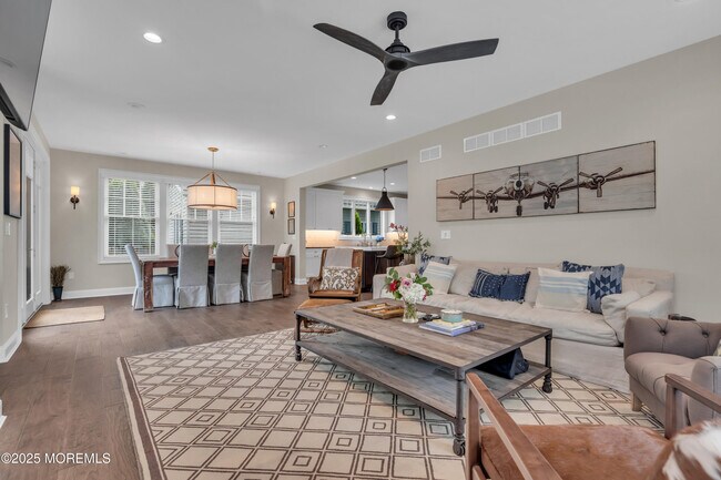 Building Photo - 2118 Edgewood Pl