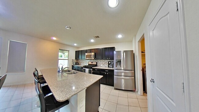 Building Photo - 14311 Hickory Stream Ct
