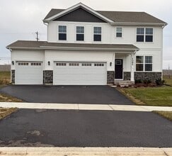 Building Photo - 1347 Tiger Lily Dr