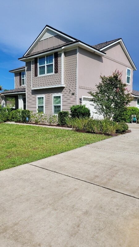 Building Photo - 11454 Paceys Pond Cir