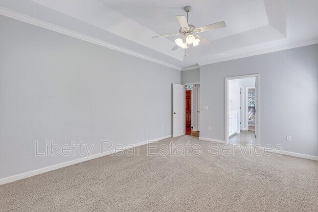 Building Photo - 40 Downie Ct