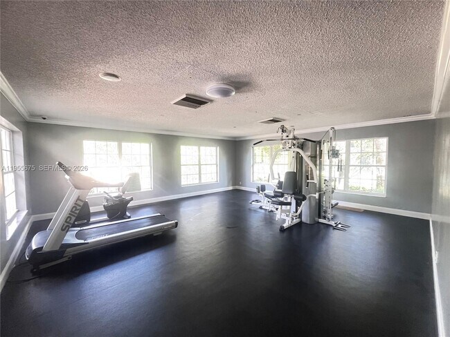 Building Photo - 4015 W McNab Rd