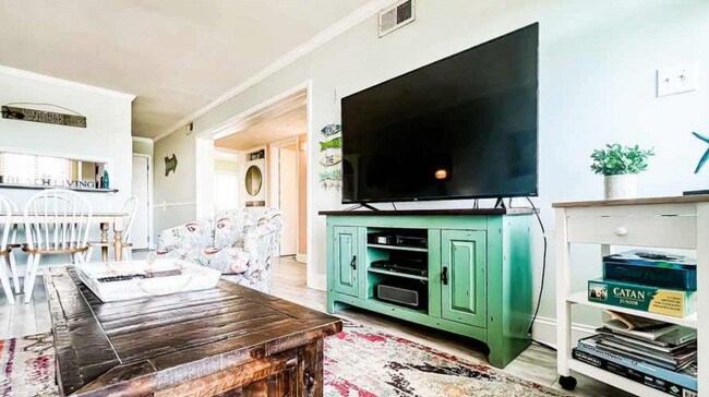 Building Photo - Full Furnished Beach Front Unit