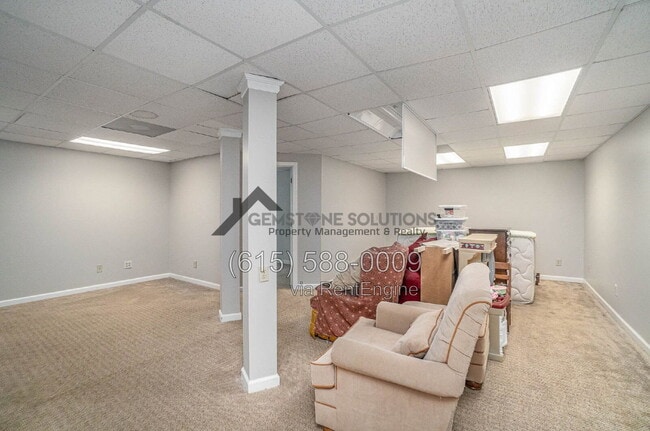 Building Photo - 4446 Pratt Ln