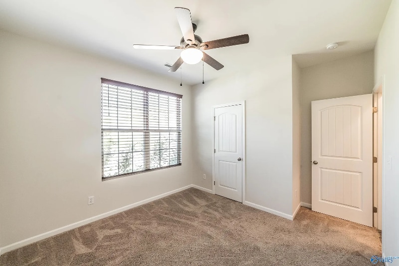 Building Photo - 147 Fernhill Dr NW