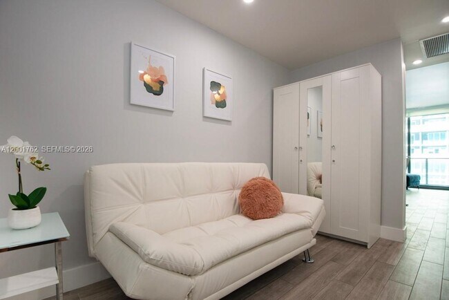 Building Photo - 1300 S Miami Ave